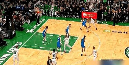 布朗之前还说别人“夸大接触”骗犯规，结果自己一场比赛罚了21次球，直接拿了41分