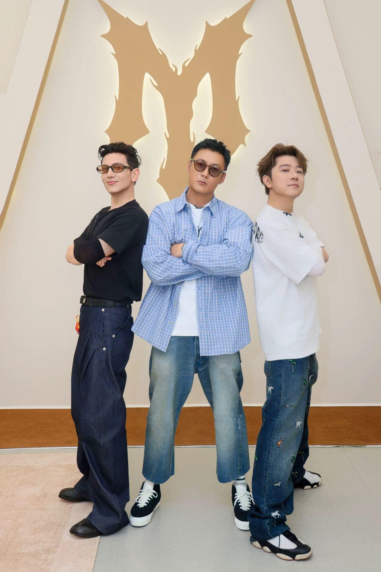 艾热哀人稳得像提前录好的一公直播名场面！艾热演唱《哀人》，全开麦状态下稳得像提前