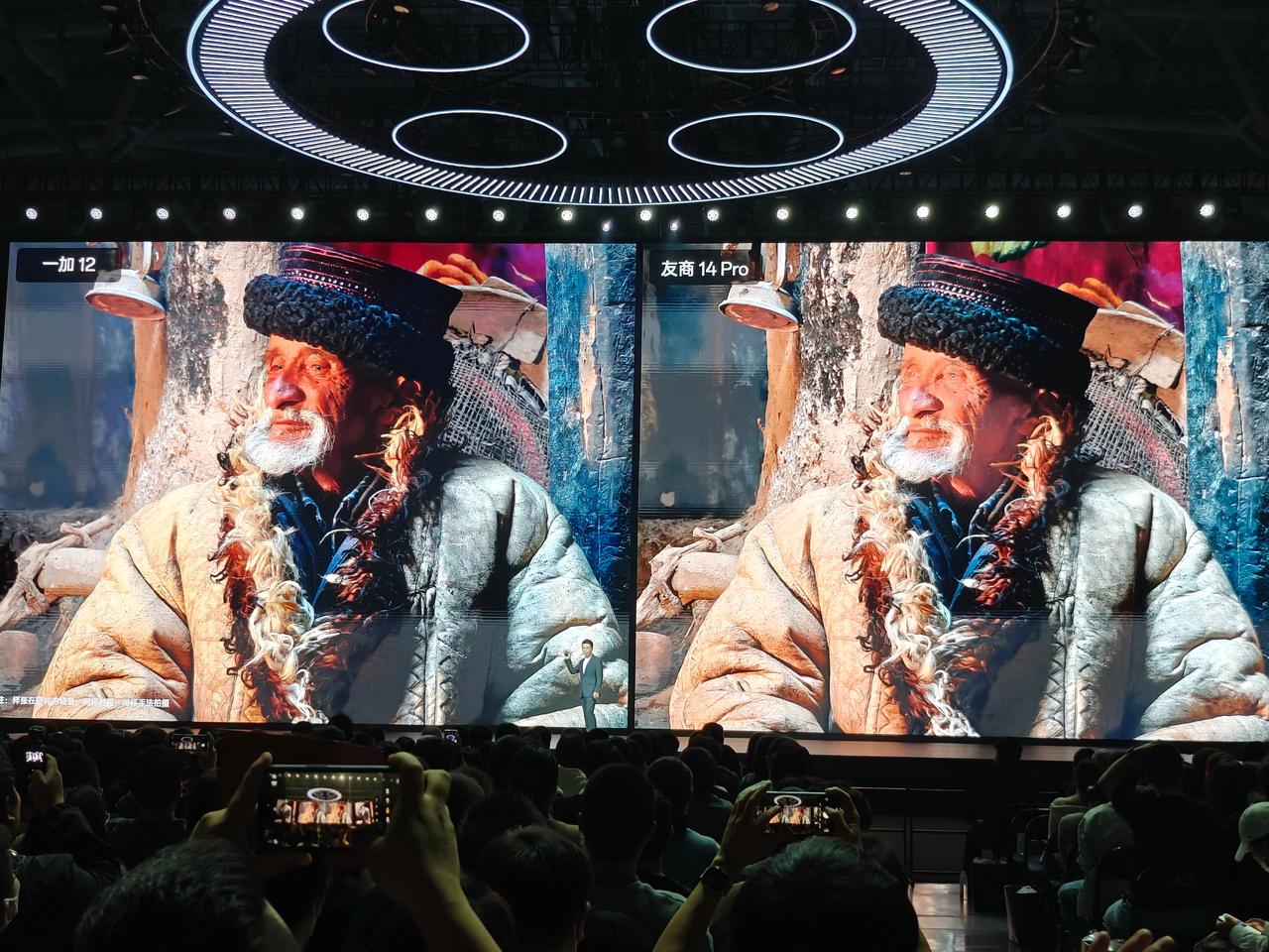 打起来了~[吐舌]，iPhone 14 Pro？