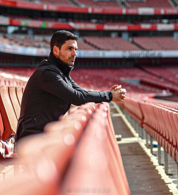 记者：“您在这里已经六年半了，这是否是您执教阿森纳以来最具挑战性的一周？” 阿尔