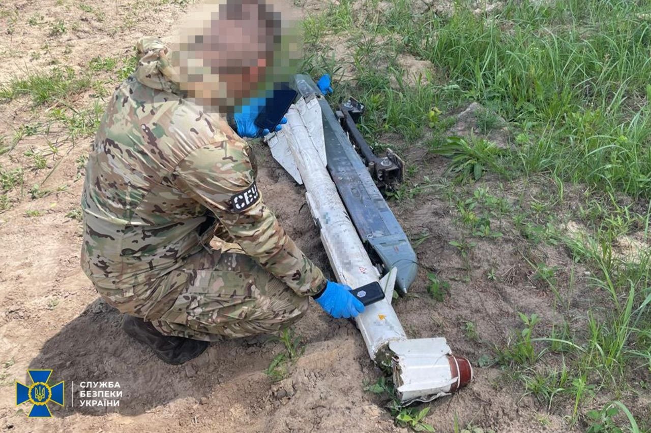 又有挂载R-60M空空导弹的俄军无人机在乌克兰被击落，这个对空版本用到现在这么久