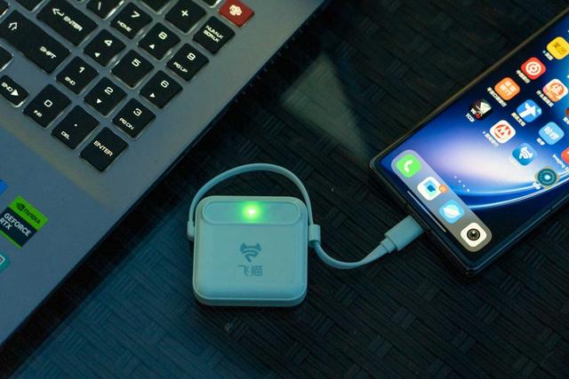 飛貓M2隨身WiFi體驗：小身材高顏值，有電沒電都有網！