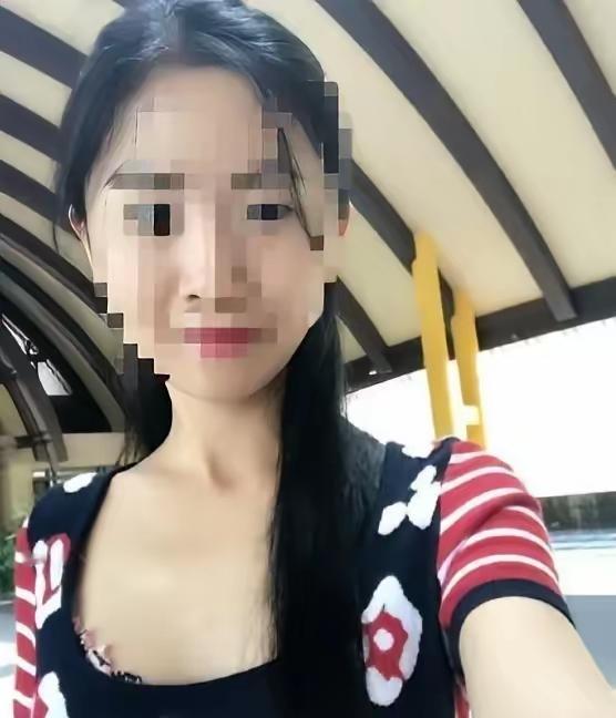 翟欣欣这个结局，其实挺让人唏嘘的！

从她的学历来看也是高材生，没想到居然做了这