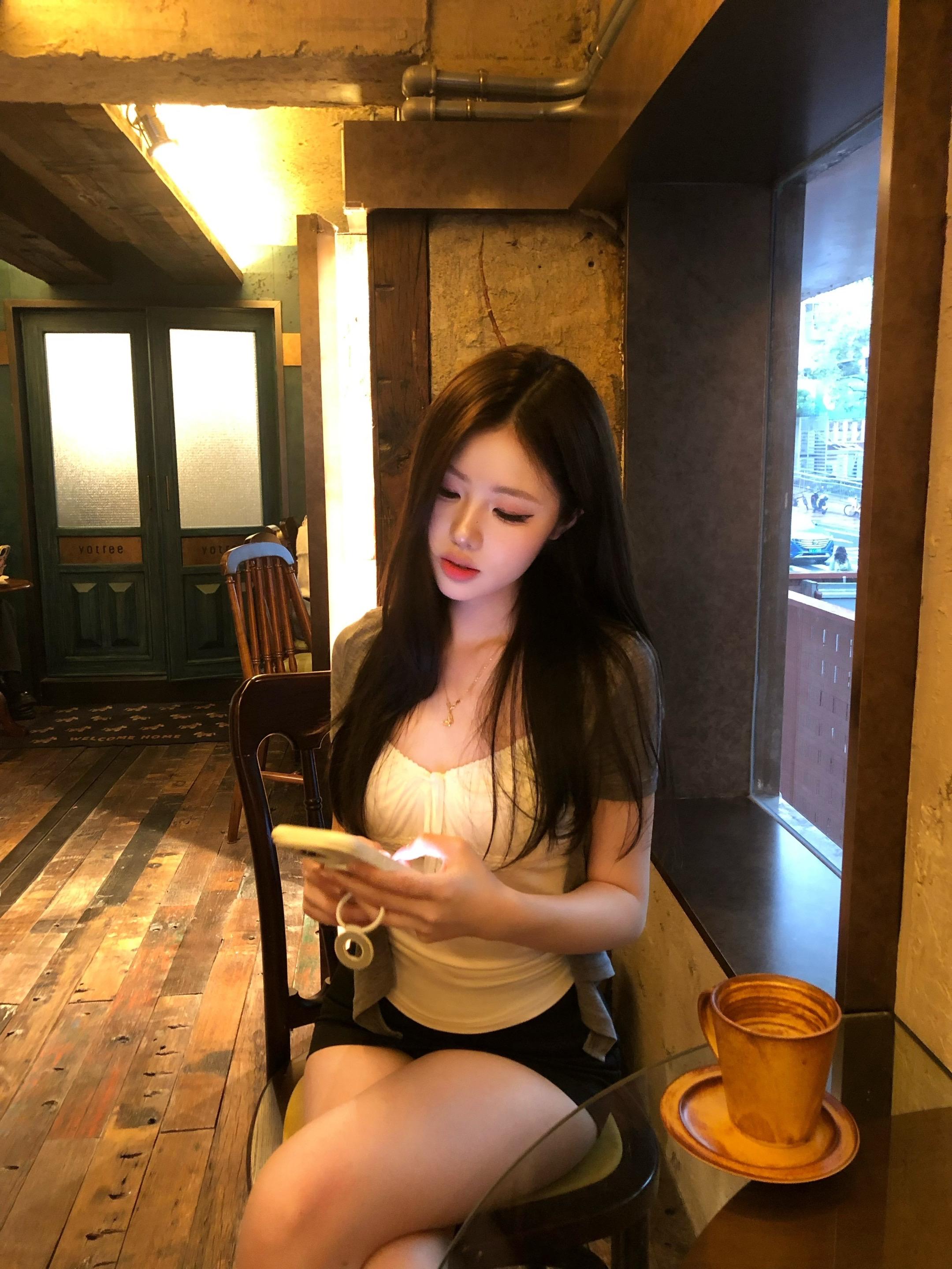 你睡醒必须找我说话 这是规定