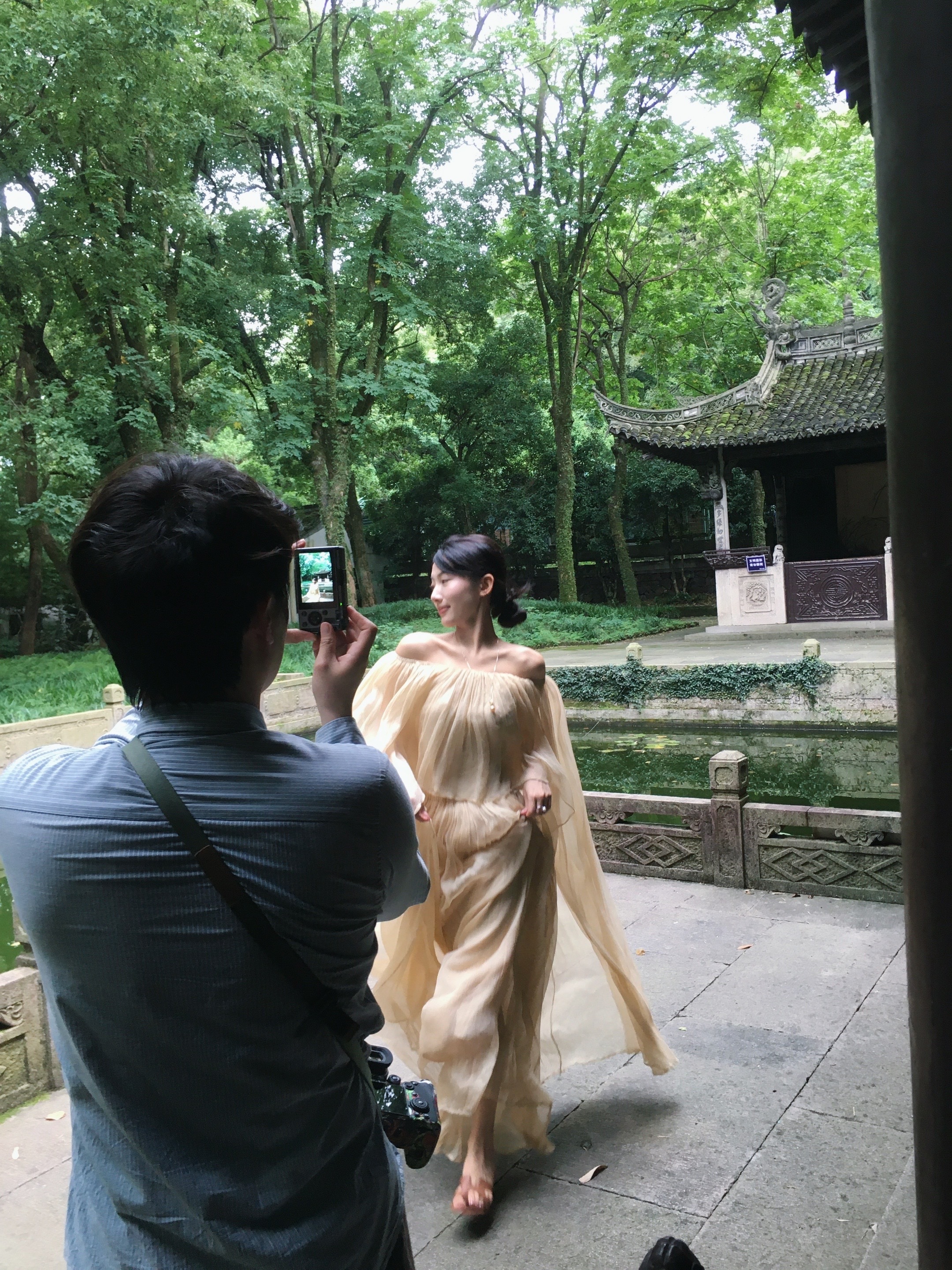 悸动 