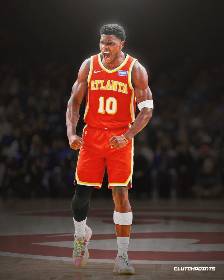 爱德华兹获得了全明星的MVP，爱德华兹似乎被钦点成为了未来的门面。肖华终于知道，