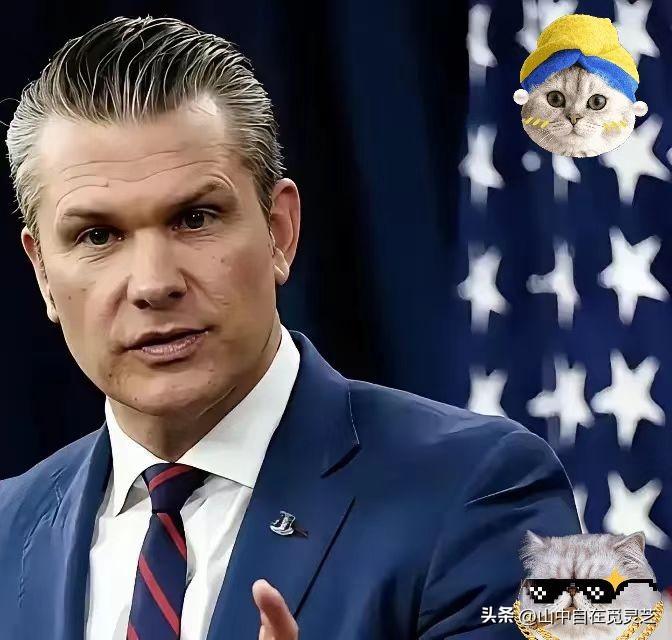 美军扔下了一枚13.6吨的超级钻地弹。
花了24亿美元造的隐形轰炸机运来的。
他