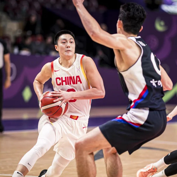 胡金秋23分11篮板，王俊杰21分7篮板，两个赢球绝对功臣。胡明轩手感冰冷7中0