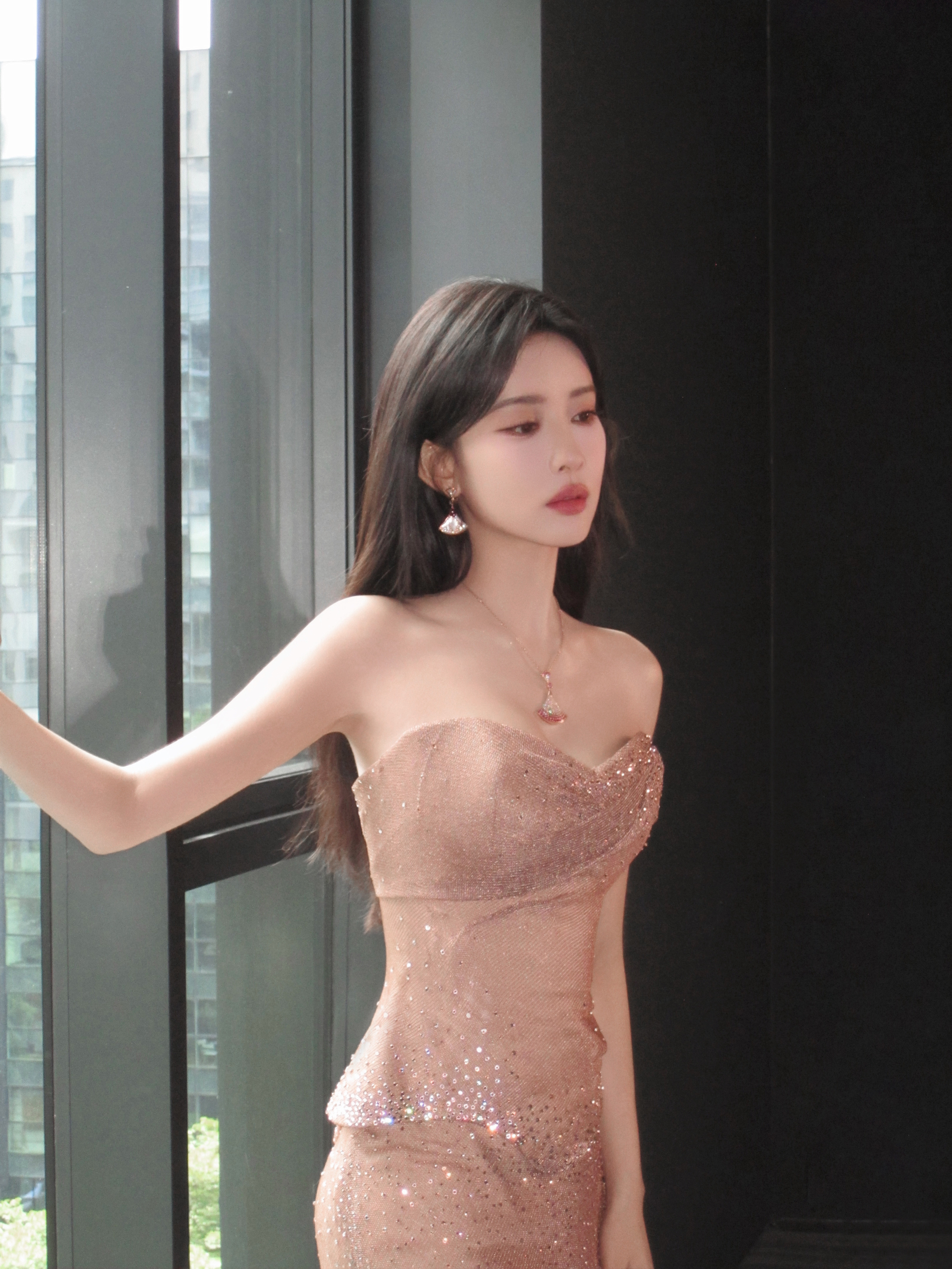 孟子义 从全世界的战斗中路过 一直被我孟姐的逗逼形象和人设给误导了，原来她才是最