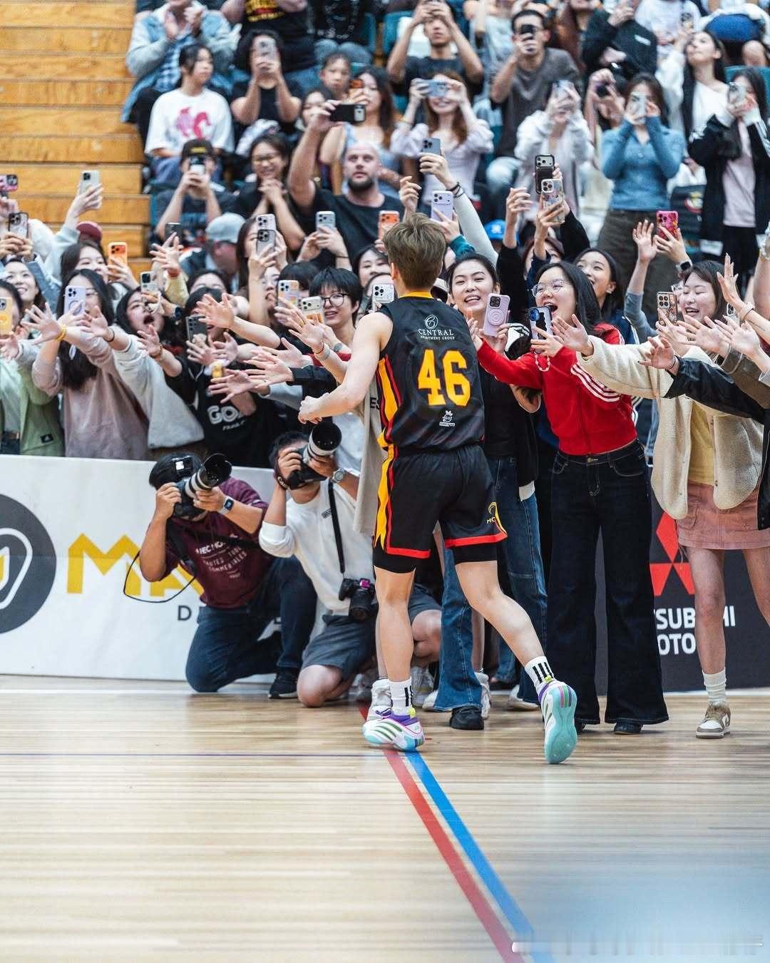 NBL1 南区常规赛，墨尔本老虎女篮71-66击败凯西斯眼镜蛇，取得两连胜本场比