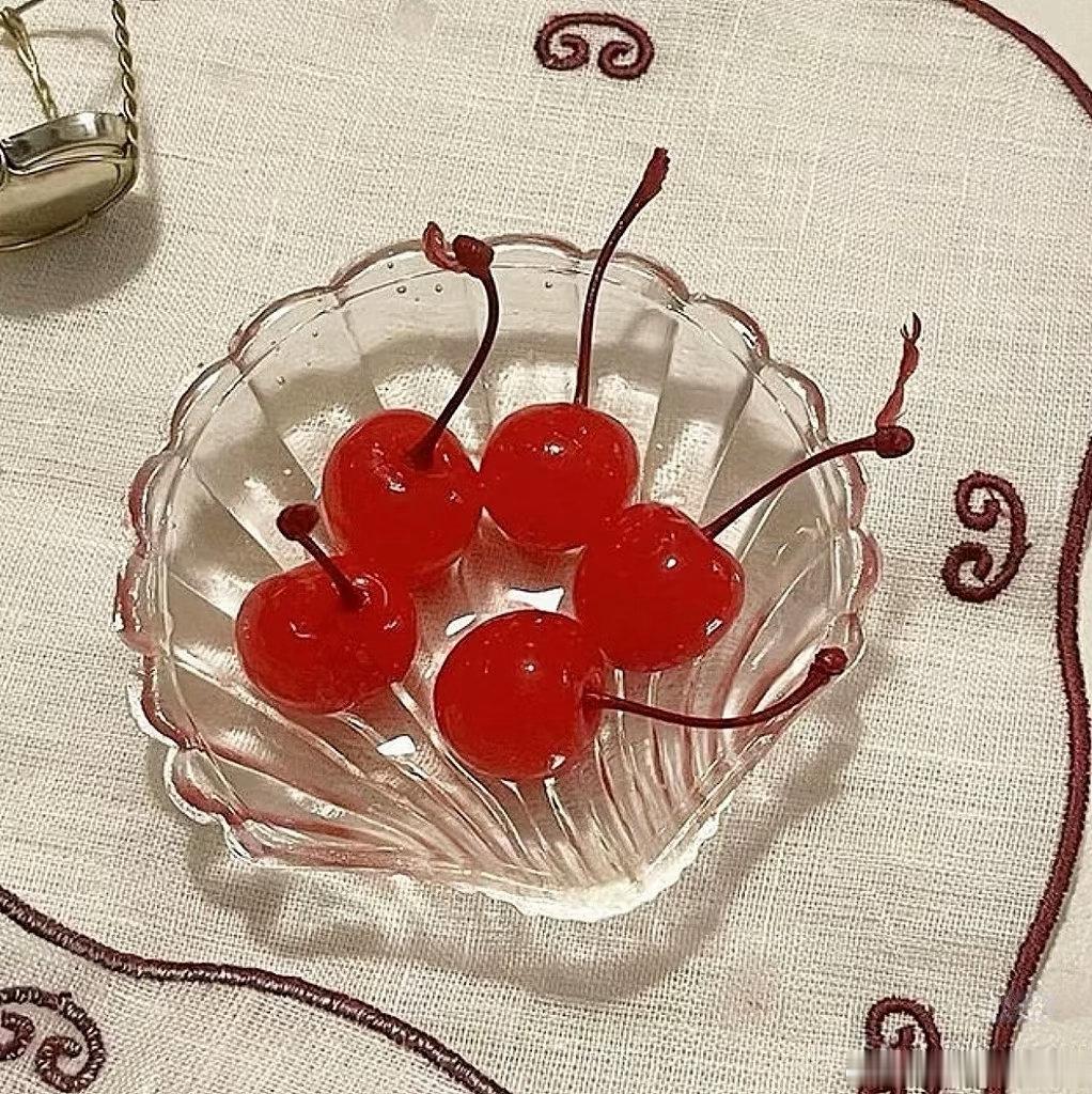 赵露思  🍰⁺◟🍒˚ ༘🍓ˎ赵露思 专栏 · 可愛的露思～