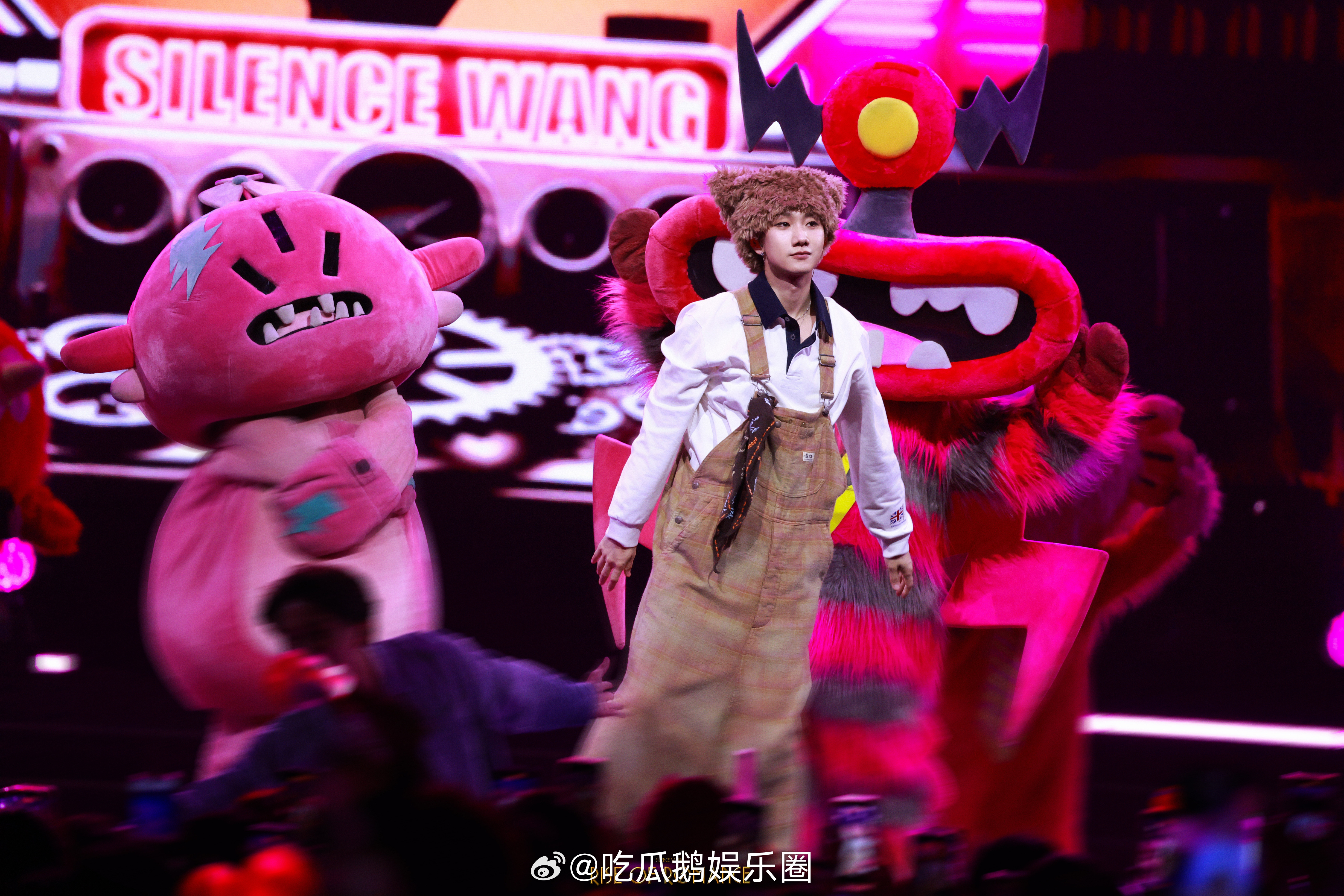 汪苏泷黎明降临之前新rap好绝现场嘴炮稳准狠，气息和台风都无可挑剔，唱作人名副其