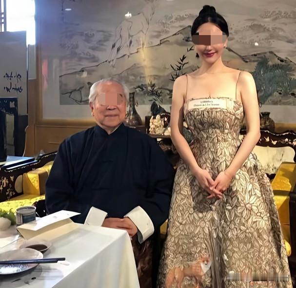 87岁知名艺术家和娇妻生了儿子，
这很奇迹，
更奇迹的是艺术家随后发长文……
说