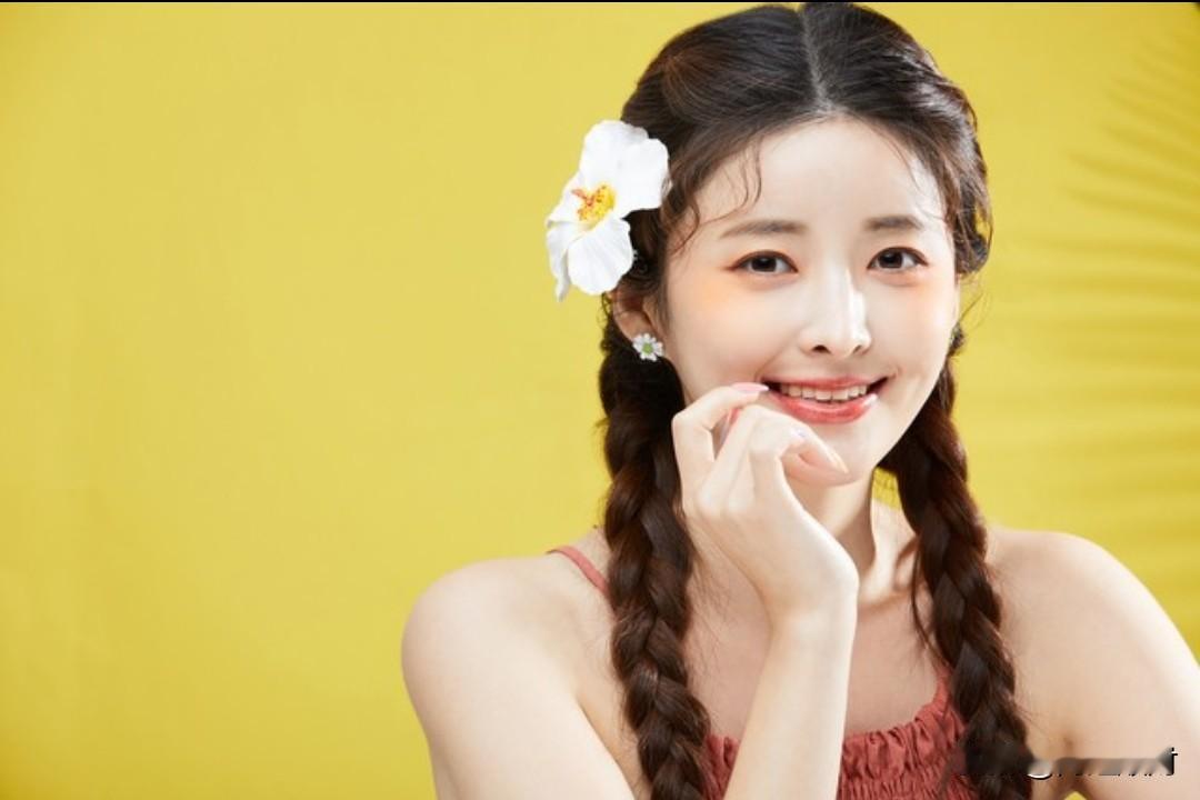 再次谈谈我吃蜂蜜拌黄瓜的感受。

我从小肠胃比较弱，消化不良拉肚子是常有的事，药