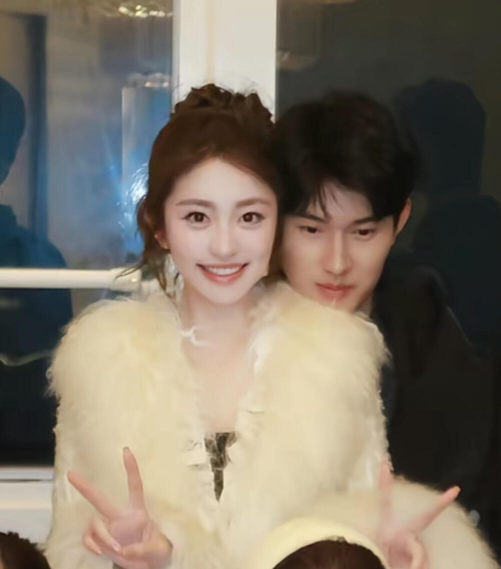 蓝蓝：方医生很粘人💗这一季的心动友情也很好磕啊🤩心动的信号8｜