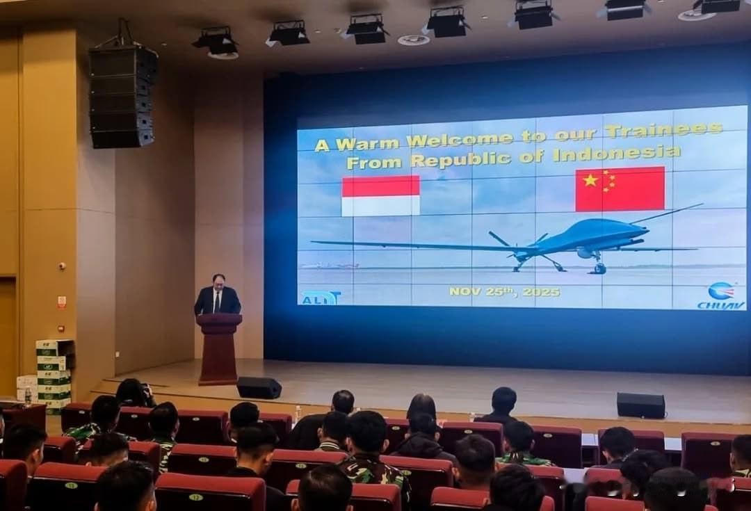 🇨🇳🇮🇩 11月25日，中国航天长征国际贸易有限公司在台州为印尼空军举办