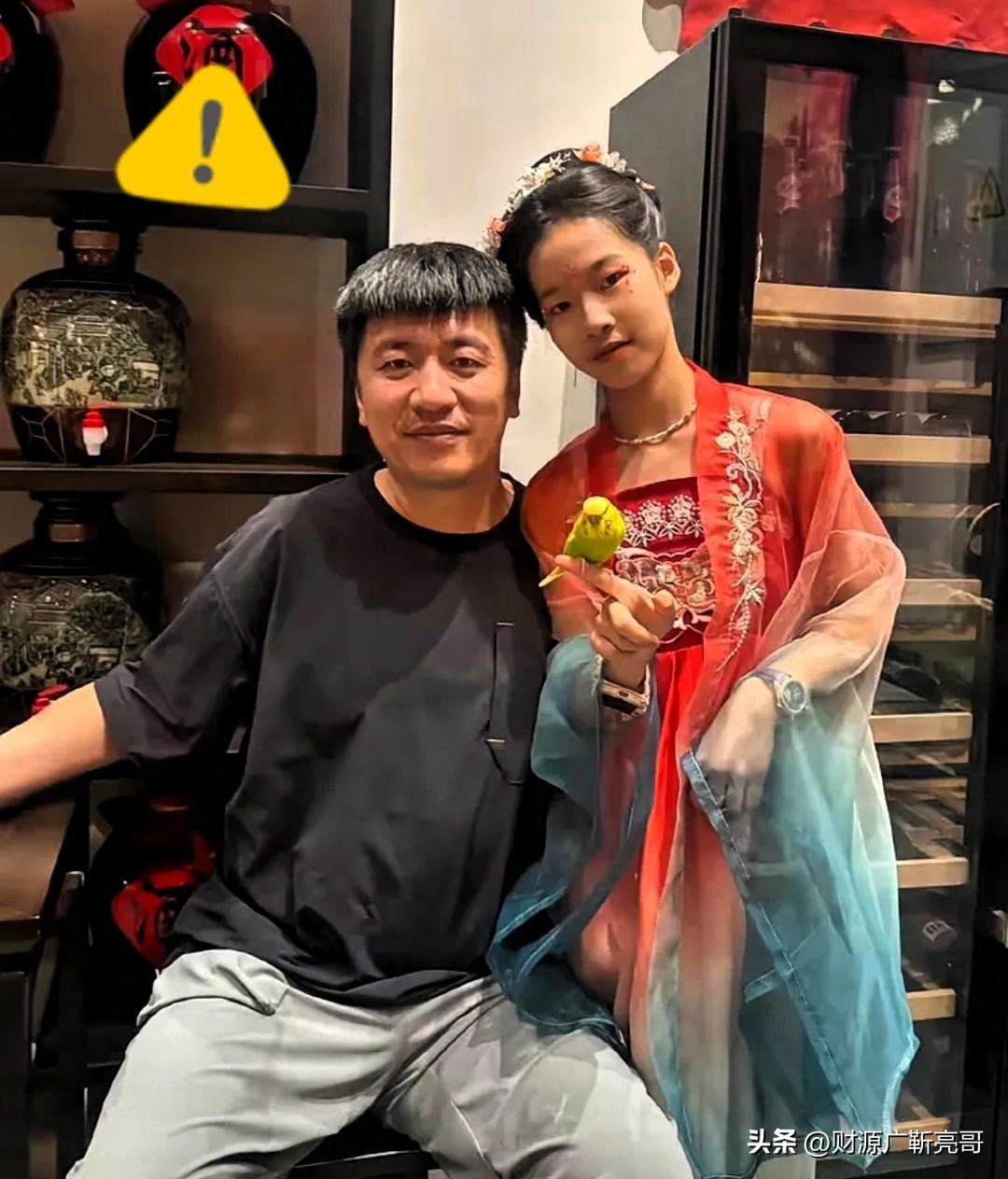 张雪峰走了，最让人心疼的不是那个如日中天的教育商业版图，而是那个才11岁的孩子。