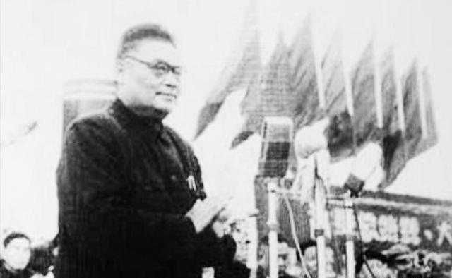 1936年，南下失利的红四方面军在丹巴休整了大半年时间。期间36岁的金川省苏维埃