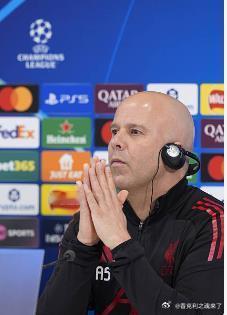 斯洛特关于目前的伤病：伊萨克出现在球场上表明他正在逐渐恢复，但他周六仍然无法出战