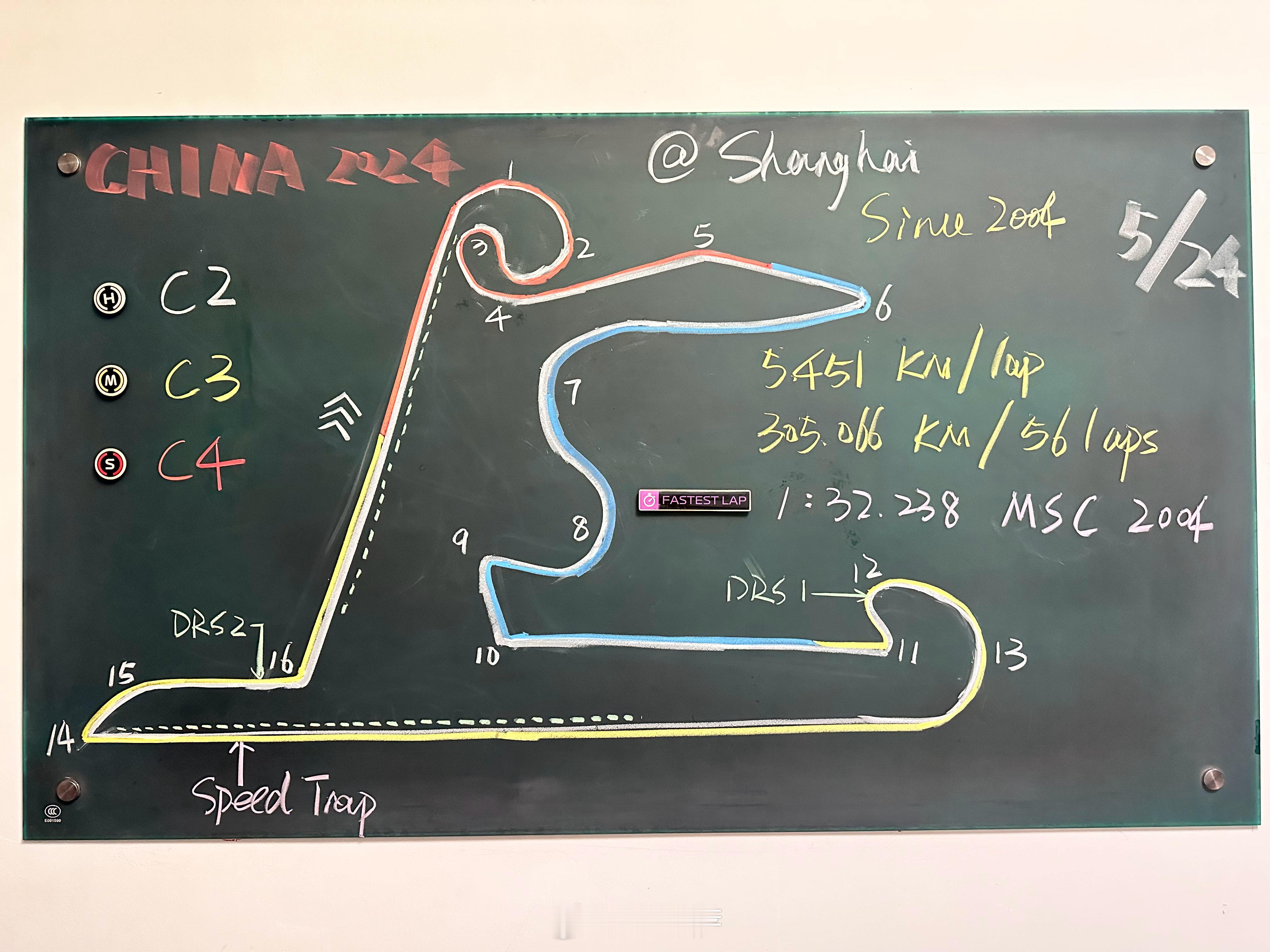 #F1[超话]# 画到第四个赛季，终于画到上赛啦！最速圈还是20年前舒米的，不知