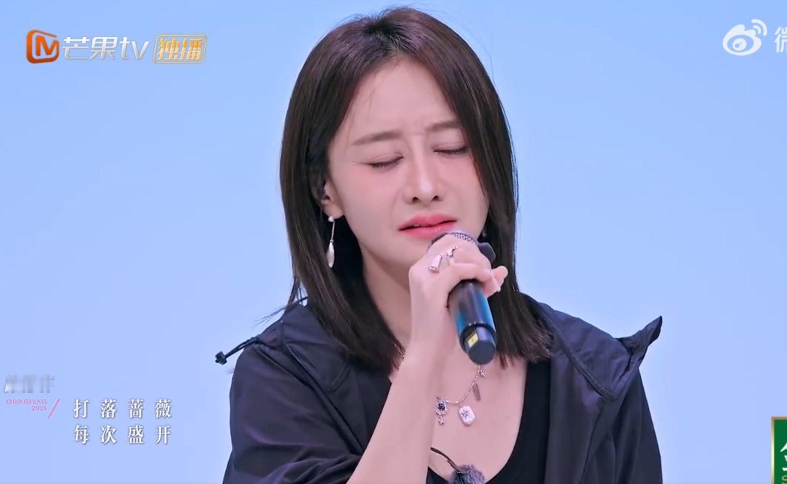 吴宣仪[超话]陈德容吴宣仪爱存在小考陈德容吴宣仪是什么神仙搭档！一个用经历唱故事