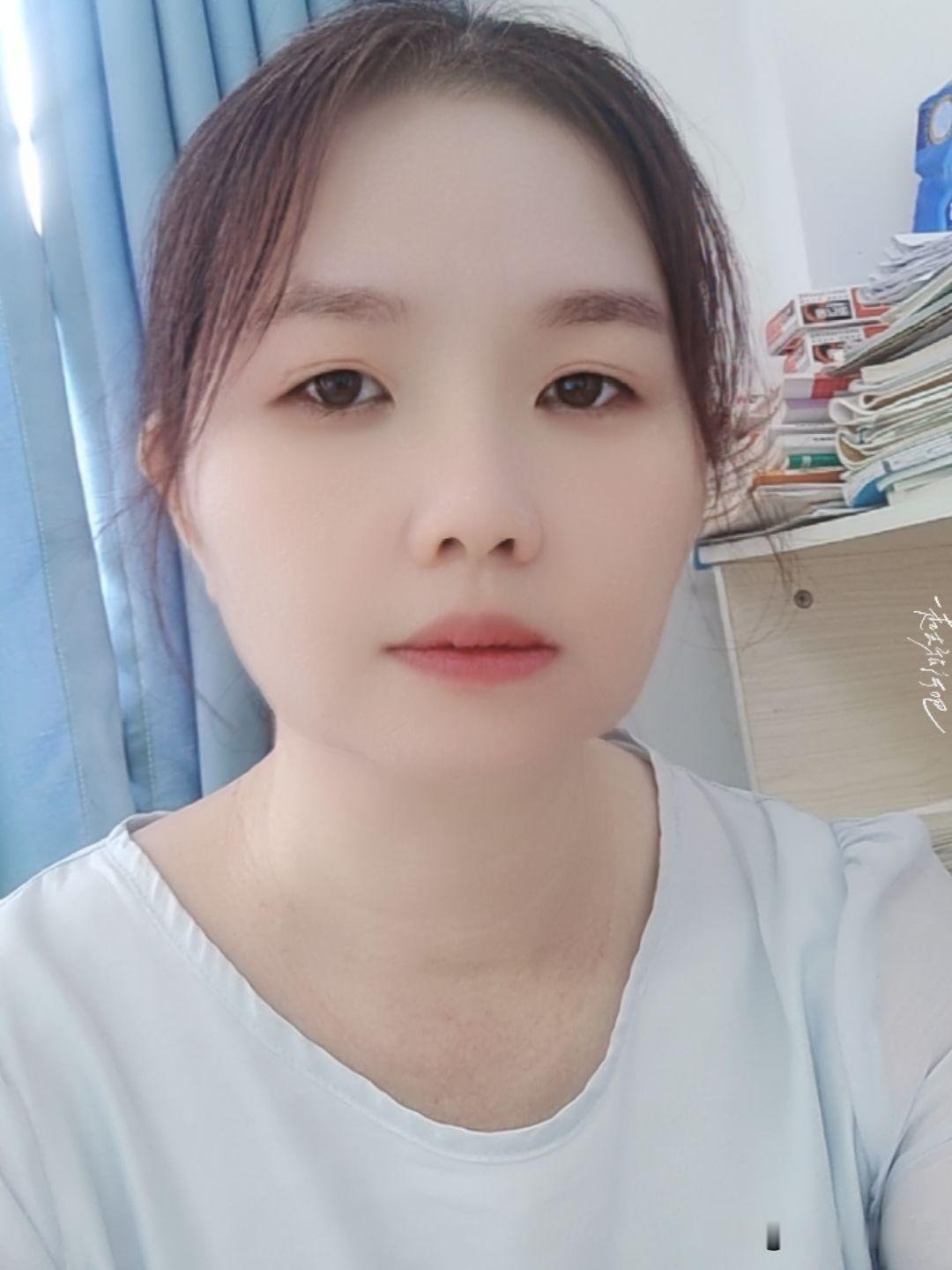 寡妇门前是非多，如果不删掉对方就会永远有后续。
男邻居整个暑假都不敢来打扰我，等