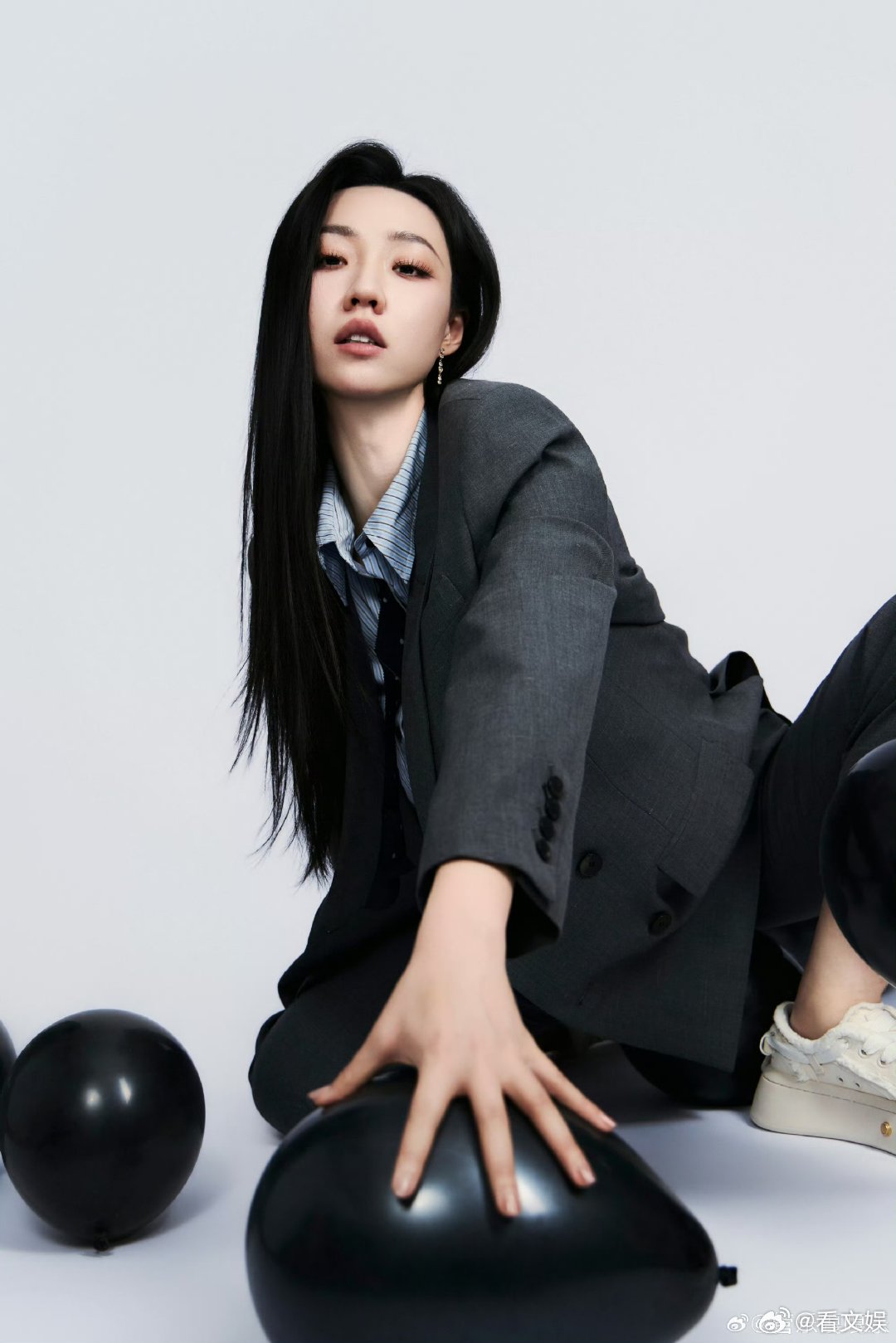 管乐经常给邓萃雯寄好吃的邓萃雯很珍惜乘风姐妹缘分缘分可贵，真心难得，管乐的美食+