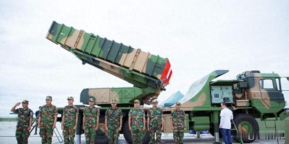 5000发砸向前线，T-84突进赌场？边境要失控了吗

先讲12月9日。柬军火箭