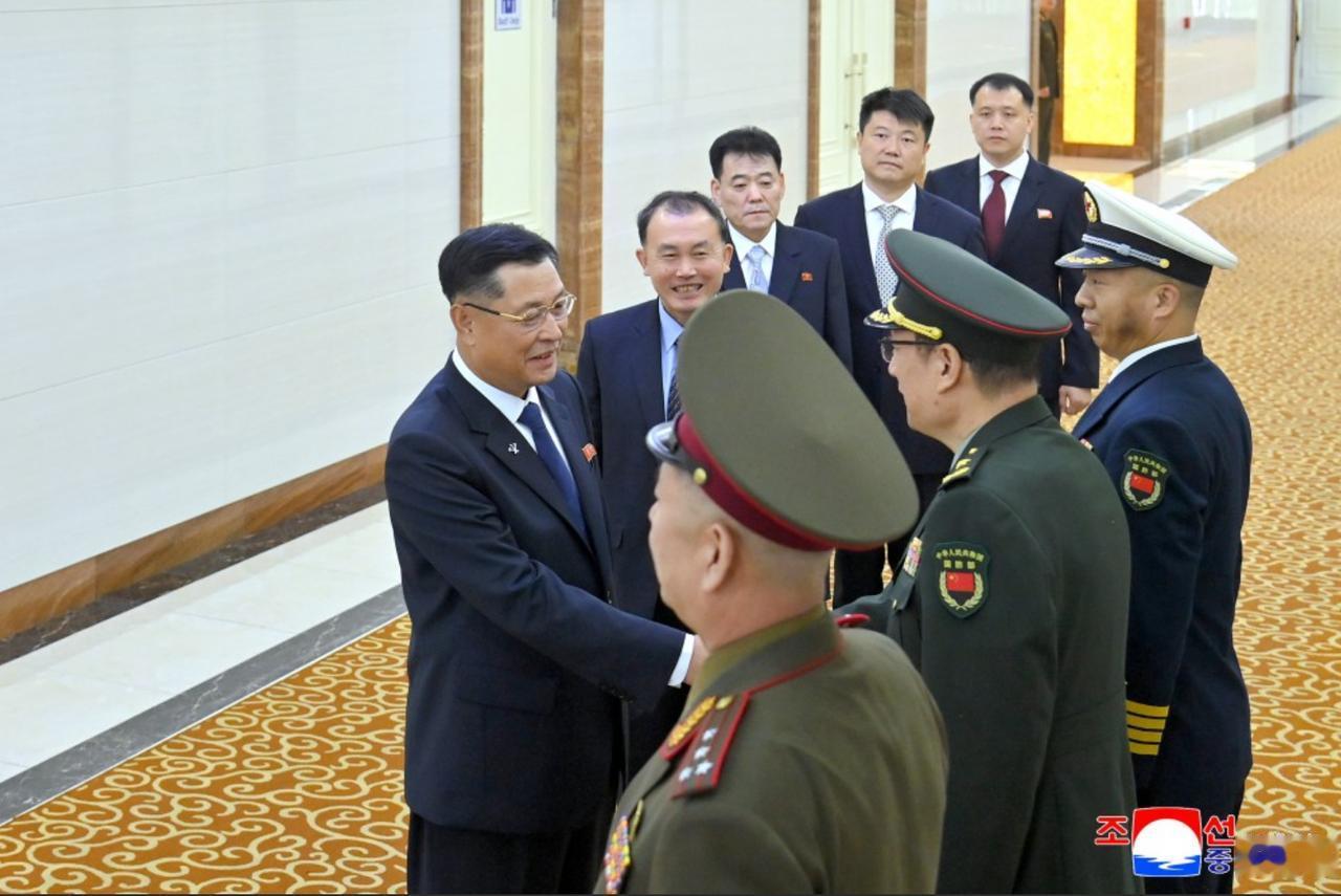 朝鲜副国防部长时隔7年再来中国，参加香山论坛，对华重视程度升级。

9月15日，