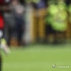 足球体育 米兰AC Milan近期处于一种“结果大于过程”的状态。联赛进入5月收