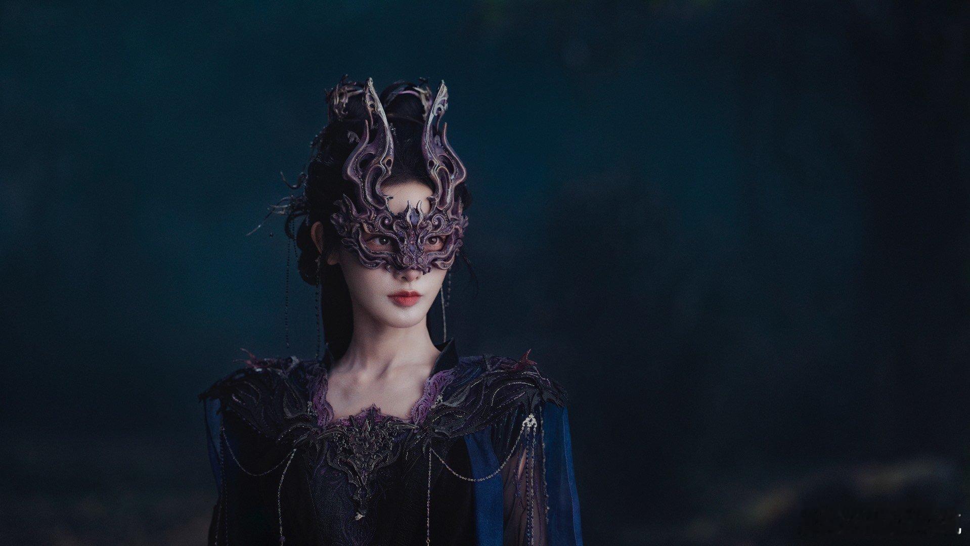 彭小苒不想困在八年前东宫里不想困在八年前”从不是空话！彭小苒在《暗河传》中水下戏