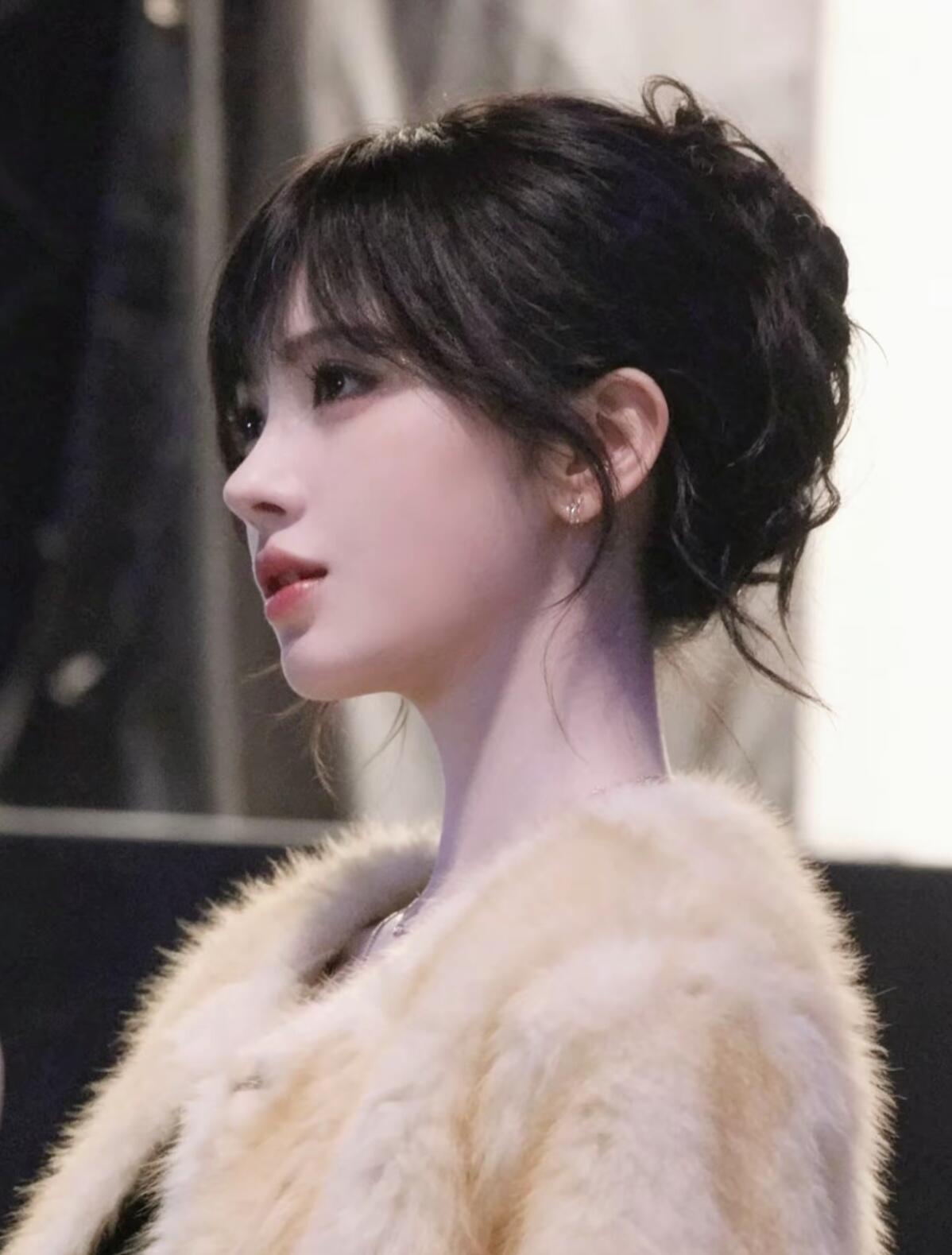 我逆水寒捏脸都捏不出这么美的 