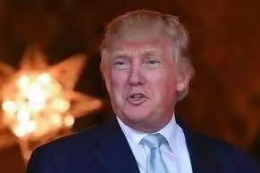 特朗普尚未登机，美方便提前放出信号。
美国内部有人故意透风，暗示愿意在涉台问题上