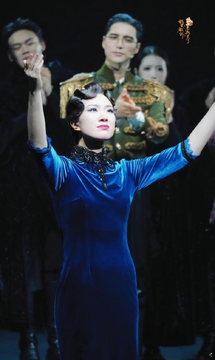 音乐剧女王苗梦初请回评委席阿云嘎风声女主演参加声鸣远扬声鸣远扬 从剧场到音综舞台