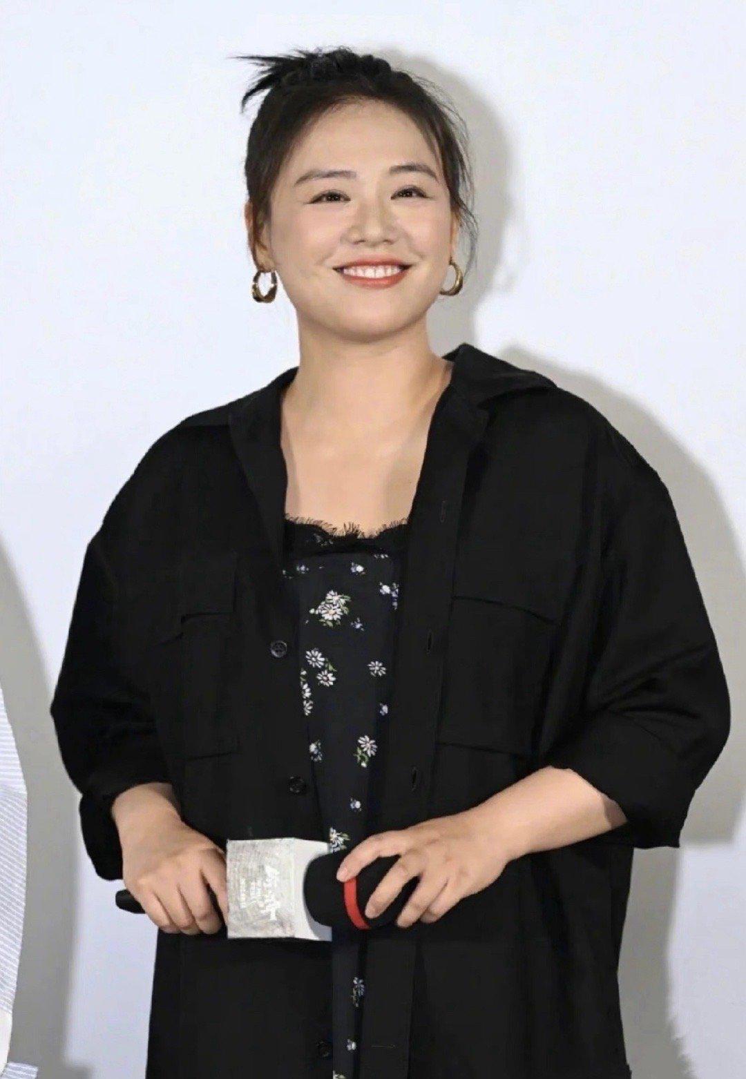 马思纯，你真是个狠心的女人。

才一年多时间，谁能想到那个曾被镜头捕捉到身材走样