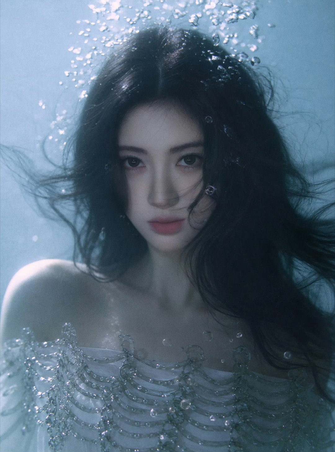 鞠婧祎 jjy 鞠婧祎露芜衣 jjy鞠婧祎姜黎非jjy鞠婧祎“耳机里单曲循环是她
