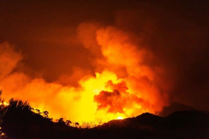 苏梅地区肖斯特卡市发生 10 次爆炸，化学研究所被毁

俄罗斯联邦武装部队对乌克