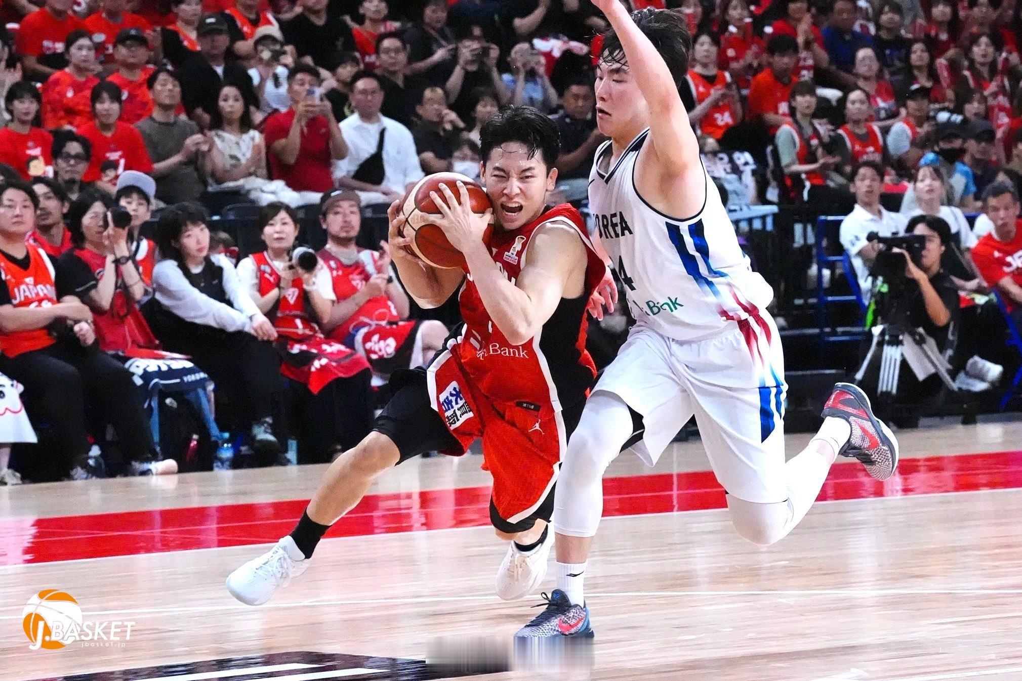 中国男篮 日本男篮与韩国队的第二场热身赛，轮休了多人，八村塁直接不打了。最终比分