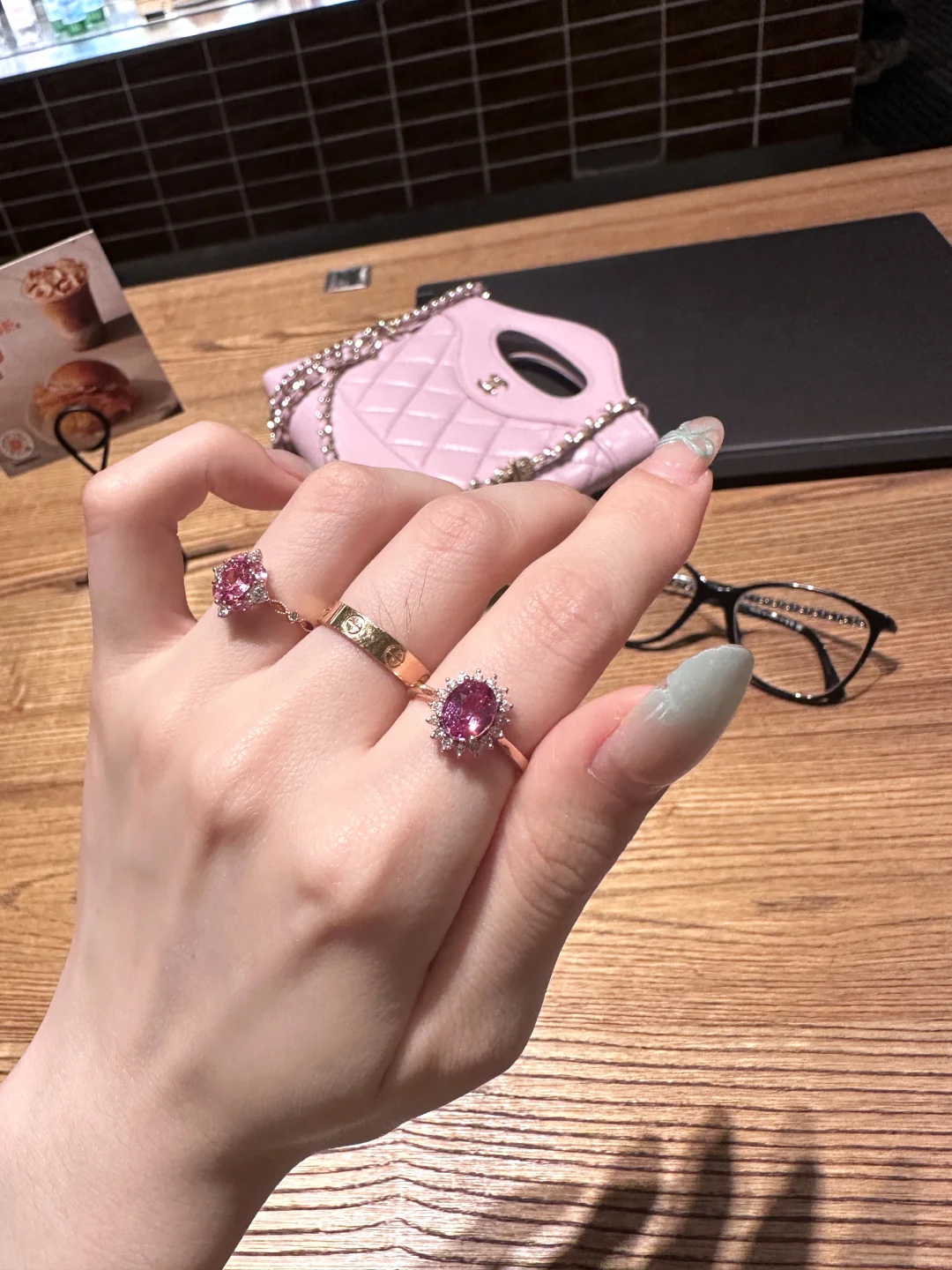 1.57克拉 帕帕拉恰实在是太美丽了💕💍