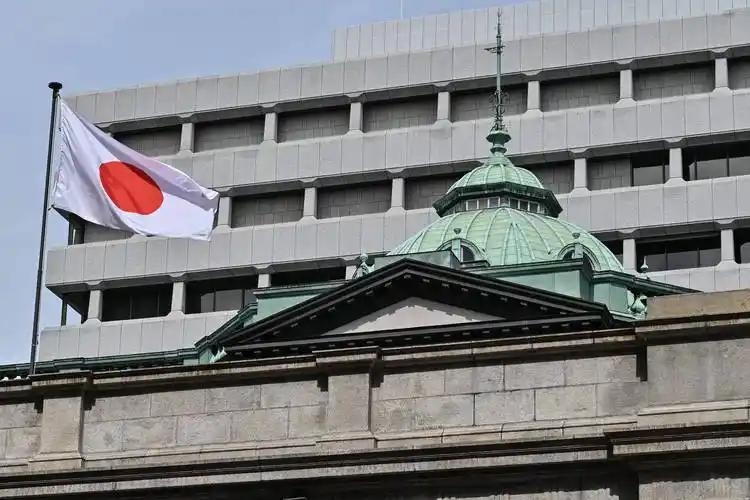960多亿美元的创纪录干预，竟然也没能给日元筑起一道稳固防线！日本财务省数据显示