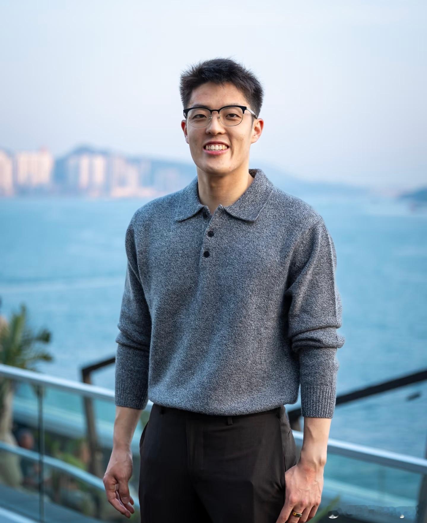 🇭🇰丝滑抵港：这套OOTD怎么样😎邱党wtt香港总决赛2025