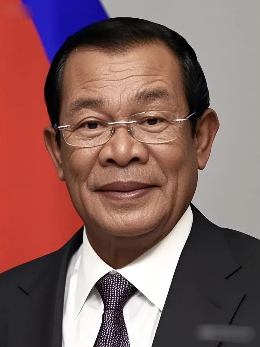 柬埔寨前首相洪森说话了，但给人的感觉好像是受了委屈的样子。

8月23日，洪森：