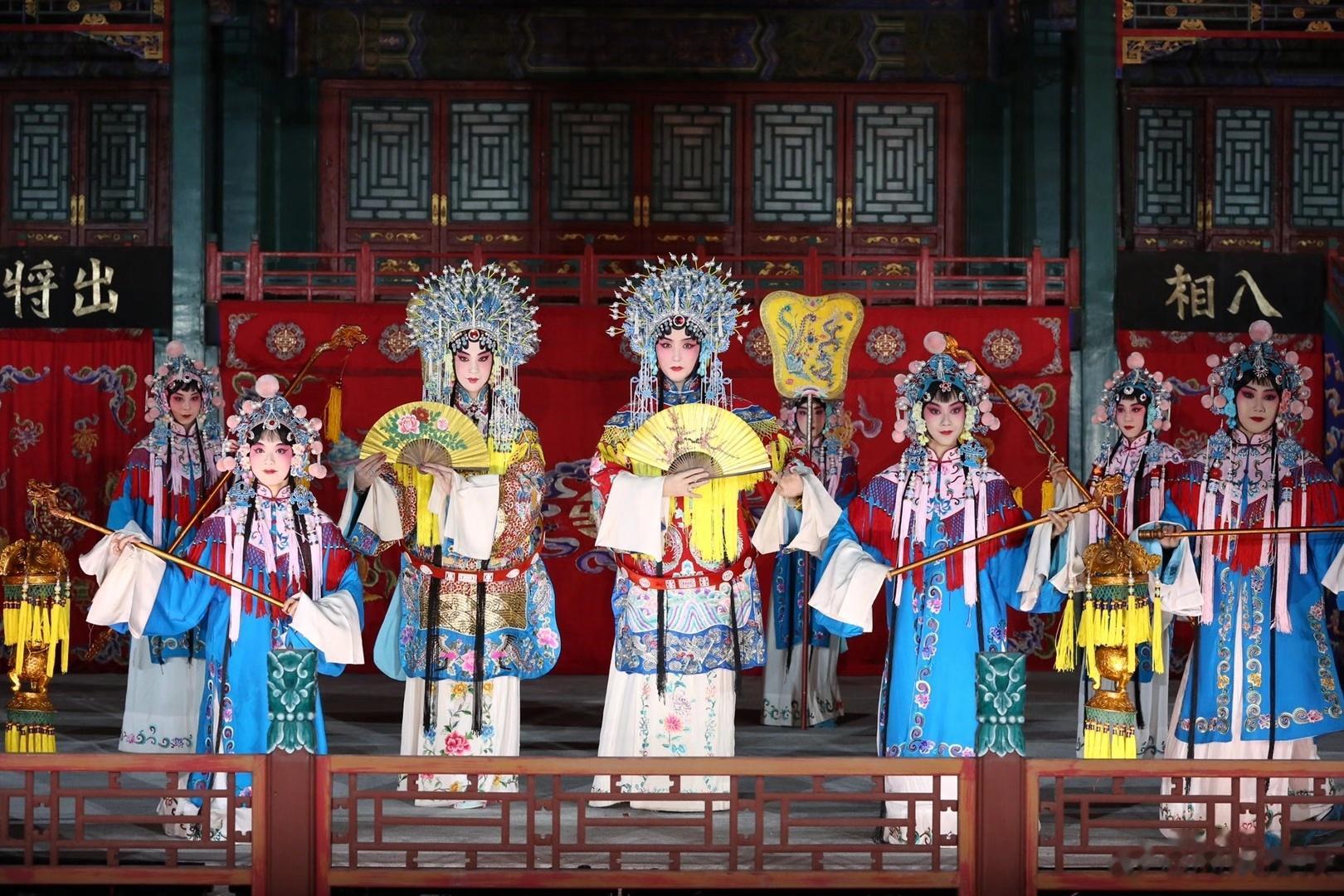 京剧梅派传人巴特尔 ✘ 阿云嘎 京剧《贵妃醉酒》祝阿云嘎老师生日快乐，迟到的祝福