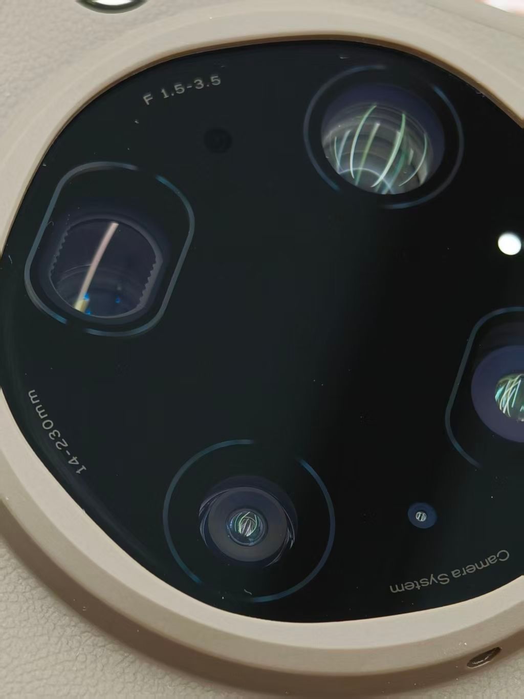 重点是 14—230mm 焦段 