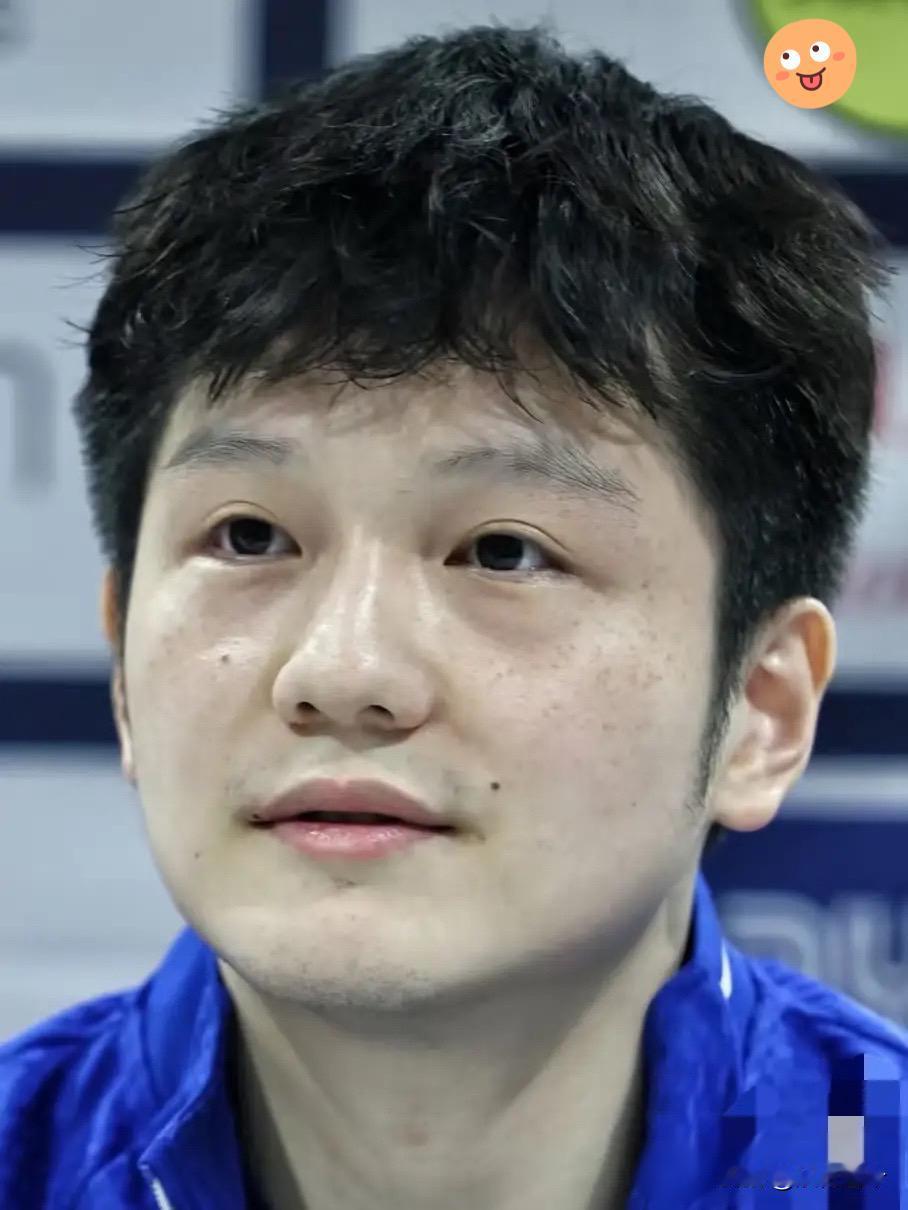 [笑]我要是不发出来，今晚真的睡不着觉。

          第一眼看到这满脸