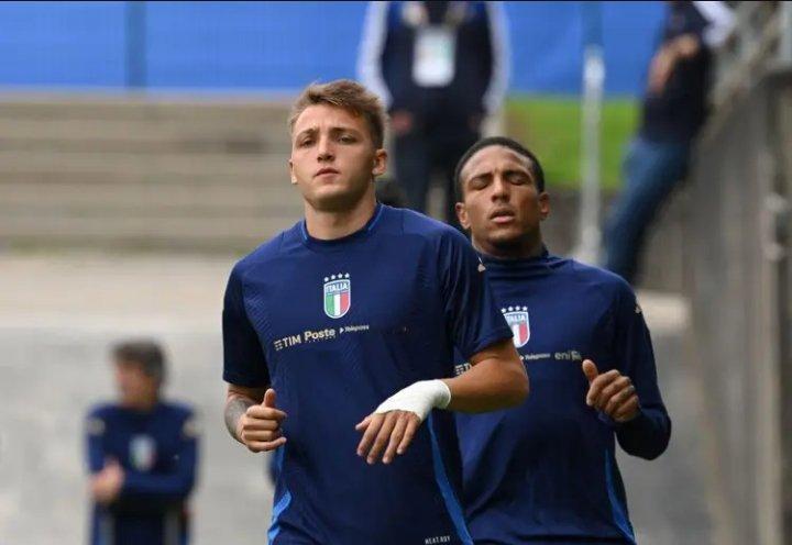 据意大利媒体全市场最新报道，在斯卡马卡受重伤之后，热那亚前锋雷特吉和哥本哈根前锋