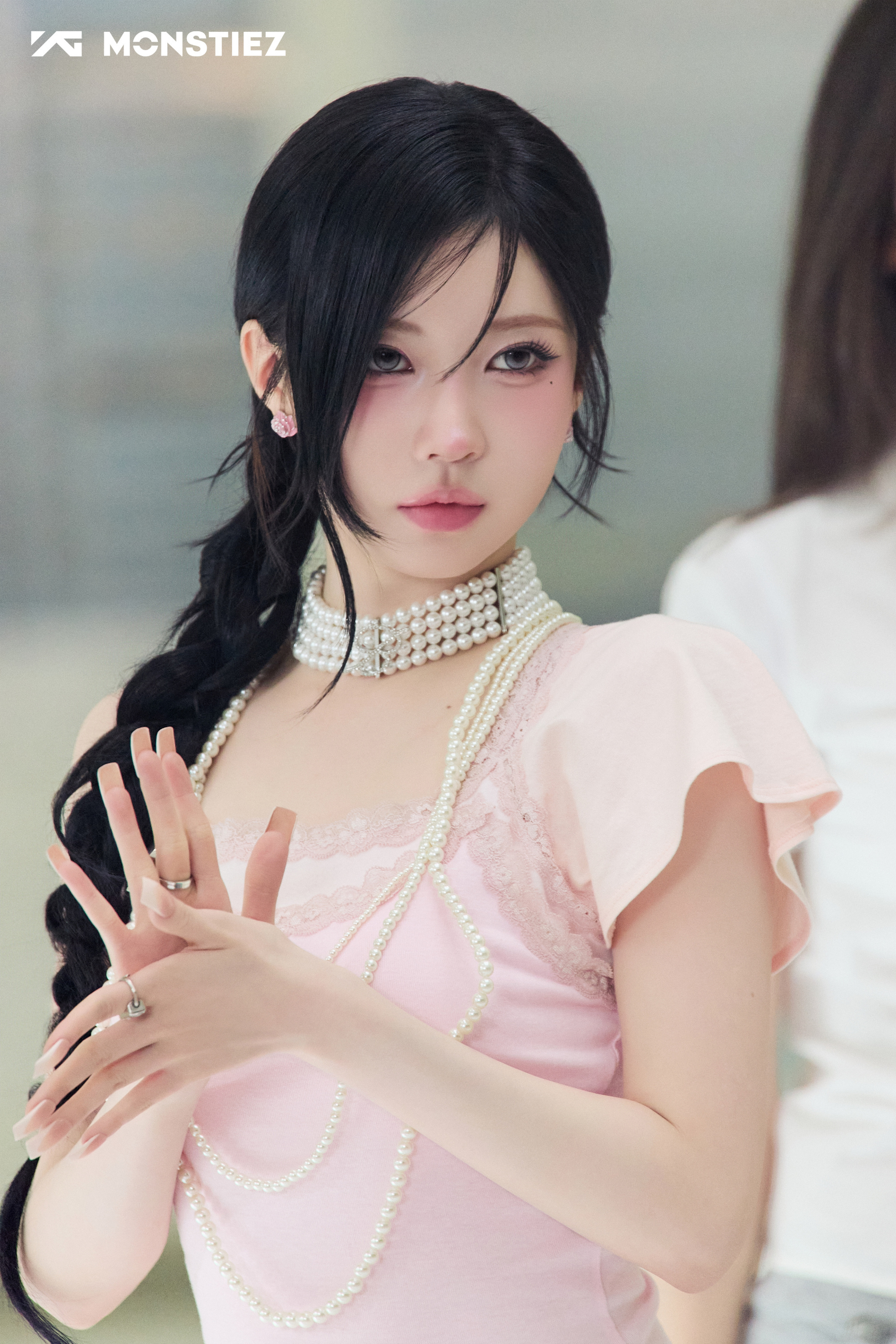 娥家美丽的麻花辫女孩🤲asa