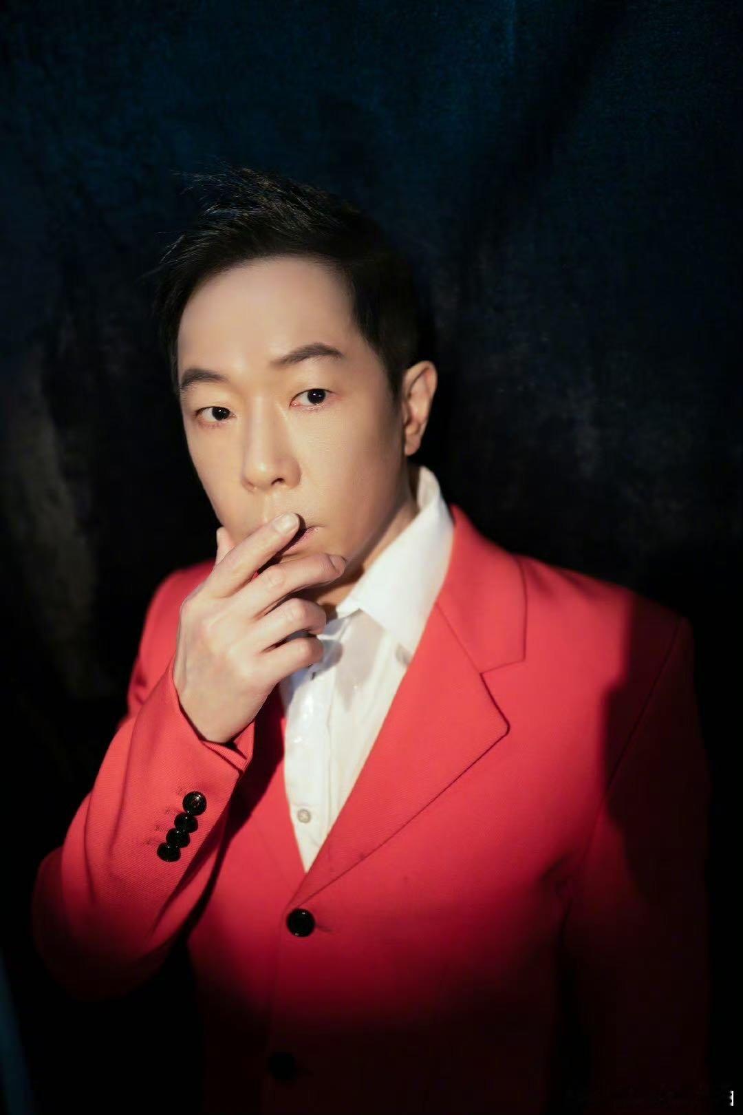 在杭州见证华语摇滚史诗传奇期待崔健罗大佑黄贯中摇滚之夜 华语摇滚天花板合体！崔健