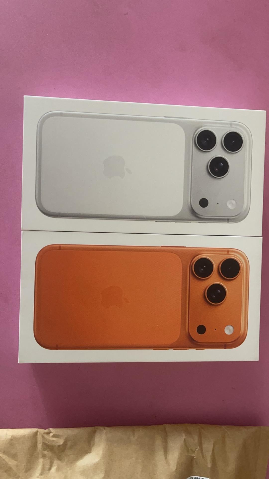 出全新iphone17promax两部，内存1TB！