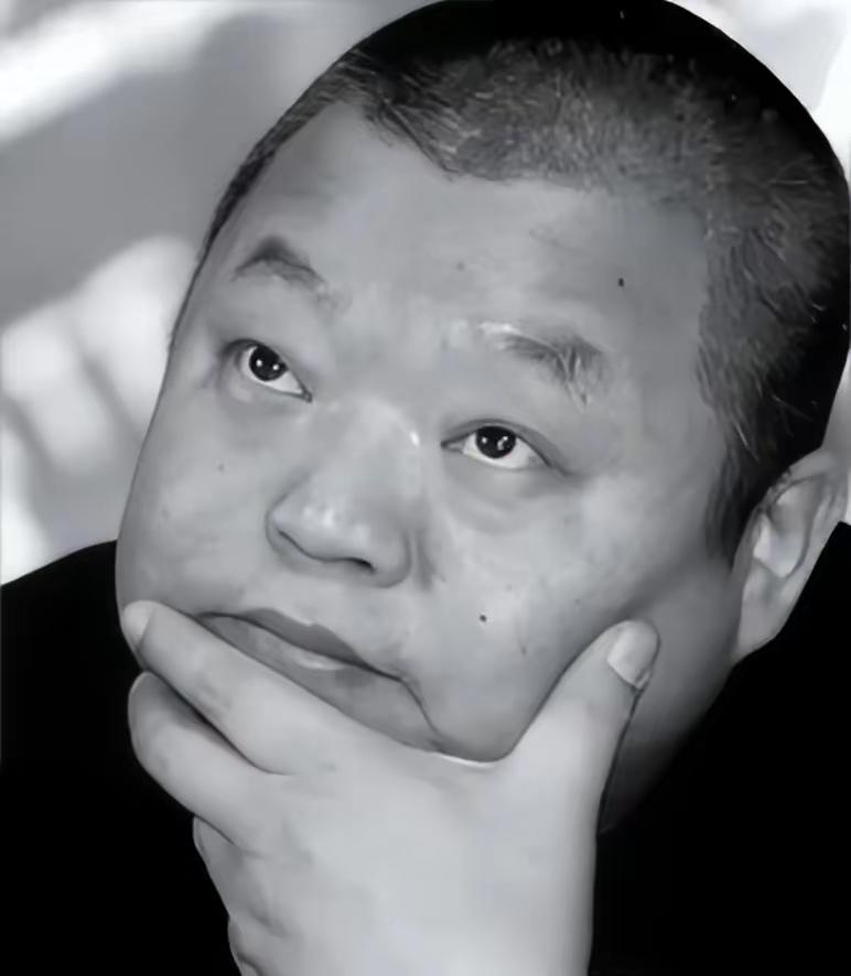 唱红《朋友》的臧天朔的一生，看完让人唏嘘不已。网传他临终砸两千万进ICU并不属实